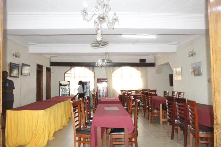 Rwizi View Hotel Mbarara Kültér fotó